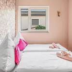 Rosi Suite - Whirlpool Terrace - Free Parking - Wifi