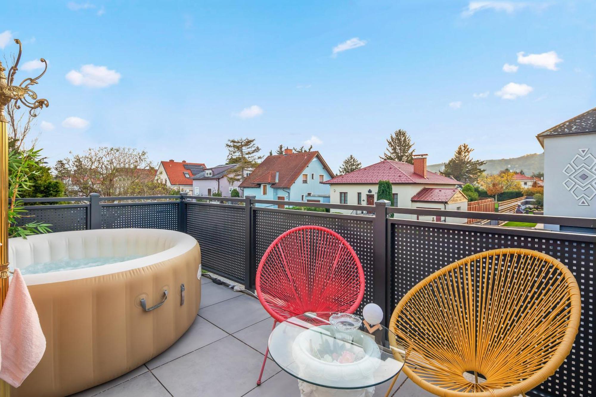 Rosi - Whirlpool Terrace - Free Parking - Wifi Apartment *