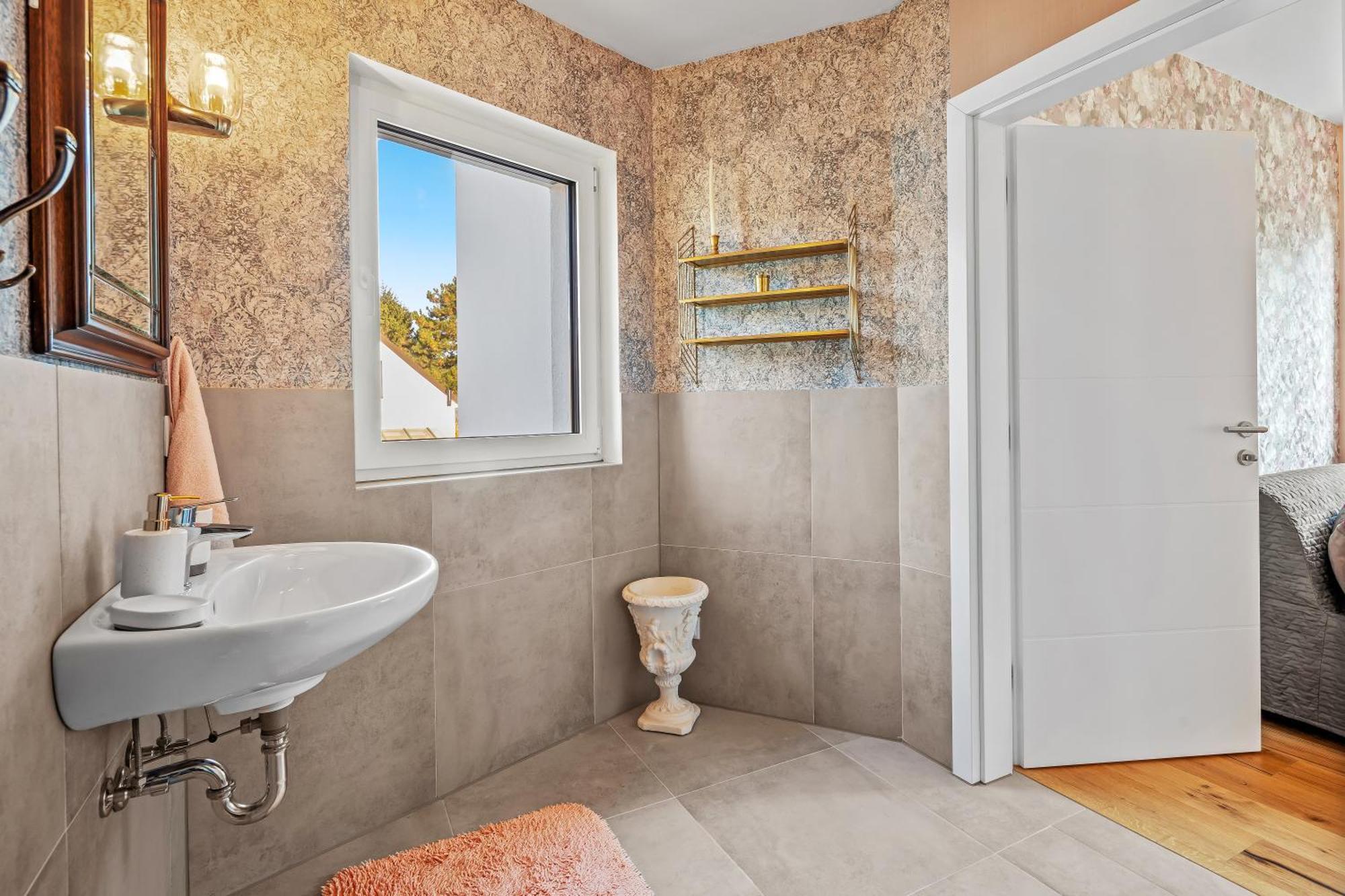 Rosi - Whirlpool Terrace - Free Parking - Wifi Wien